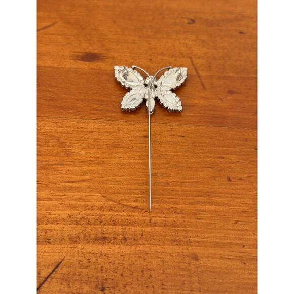 Vintage Butterfly Stick Pin Pink & Clear Gemstones Unique Eye-Catching Design - Picture 9 of 12